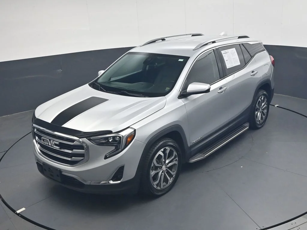 Used 2021 Silver GMC SLT image 39