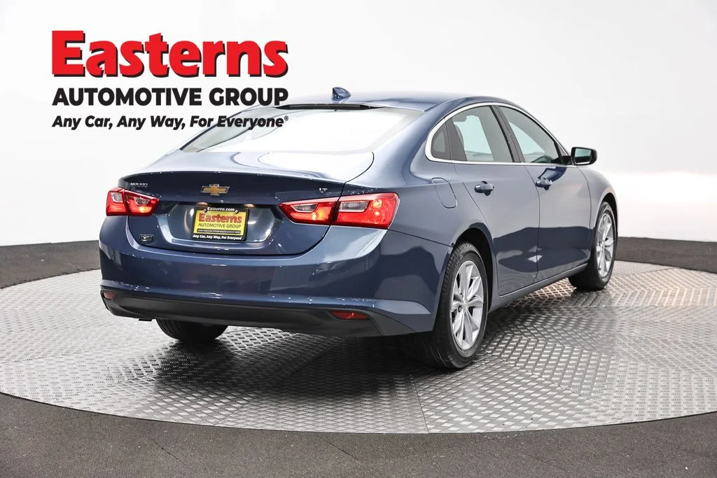 Used 2024 Blue Chevrolet LT image 5
