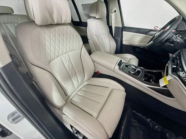 New 2027 Mineral White Metallic BMW xDrive40i image 30