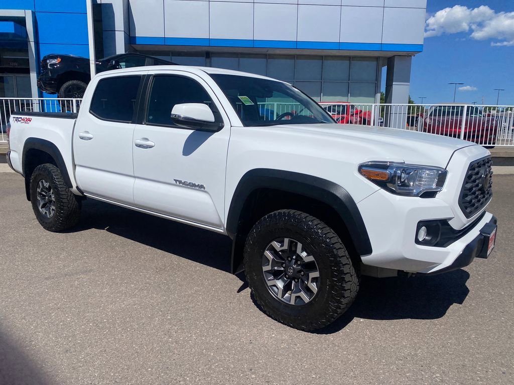 Used 2023 Ice Cap Toyota SR image 7