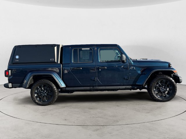 Used 2025 Blue Jeep Nighthawk image 4