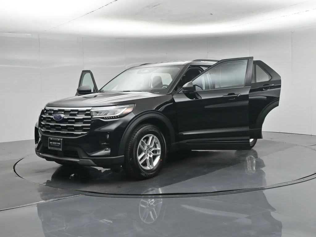 New 2026 Agate Black Metallic Ford Active image 31