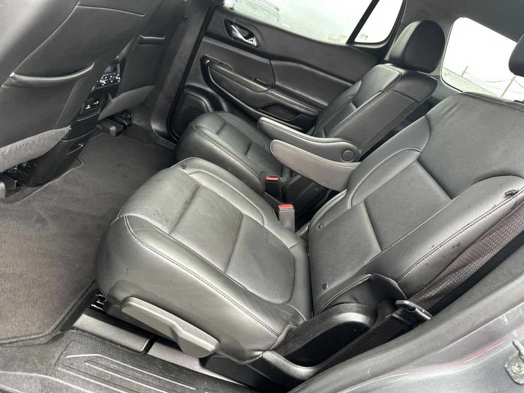 2021 GMC Acadia SLT - Photo 23