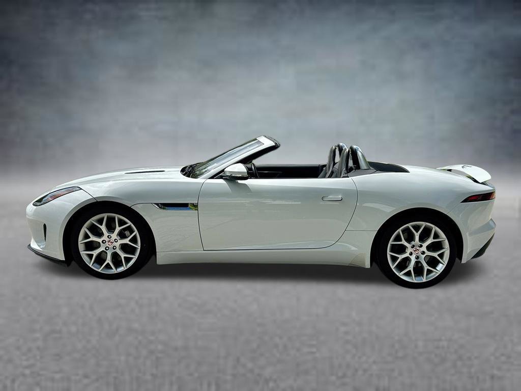 Used 2018 White Jaguar Base image 9