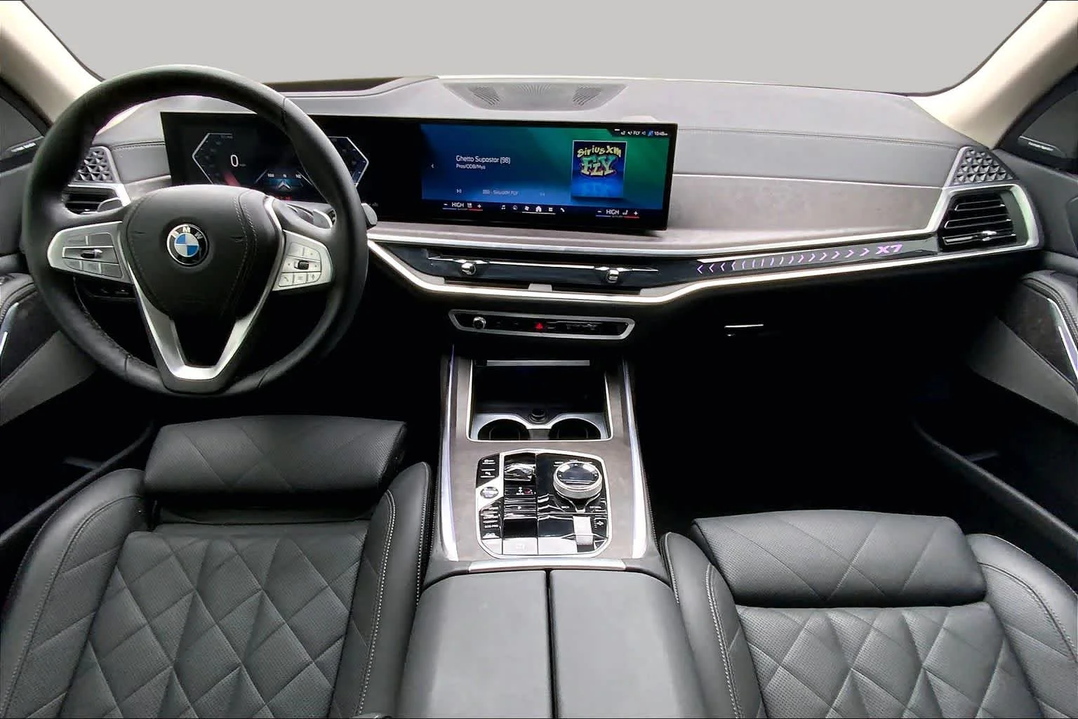 Used 2024 Alpine White BMW xDrive40i image 14