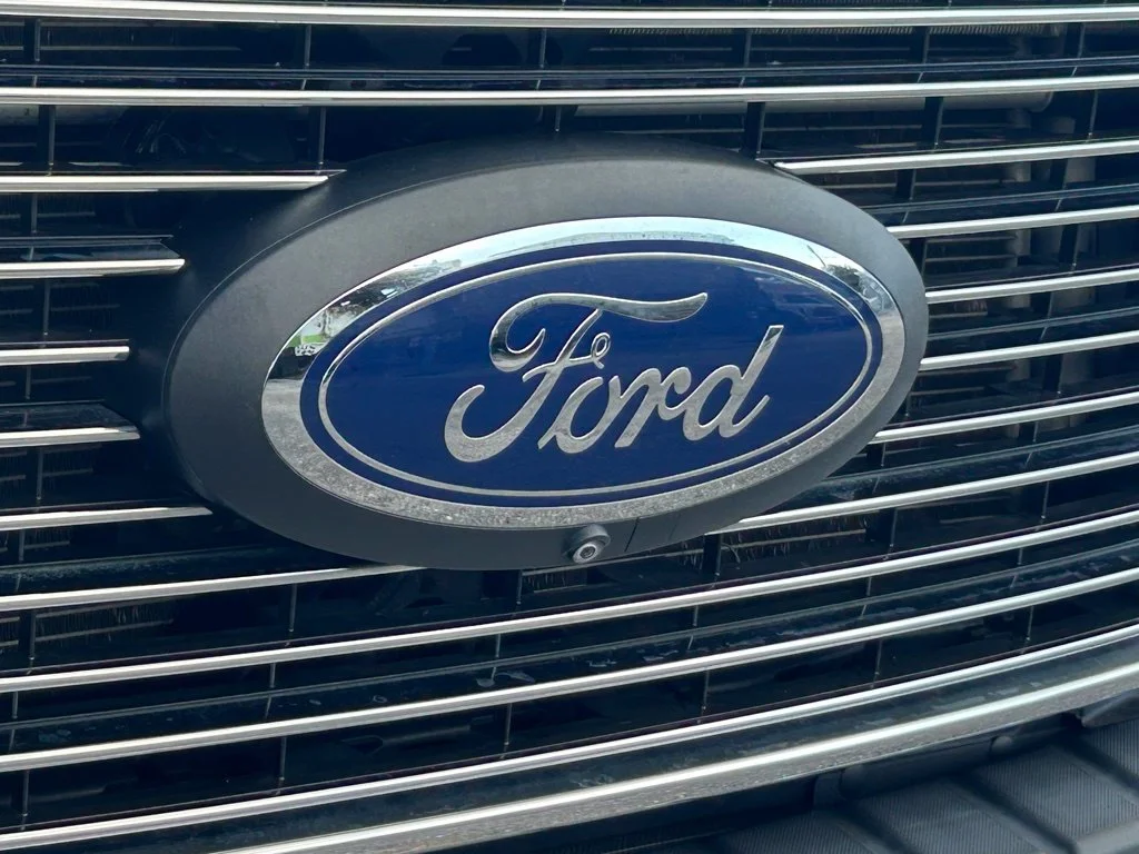 Used 2022 Blue Metallic Ford King Ranch image 24