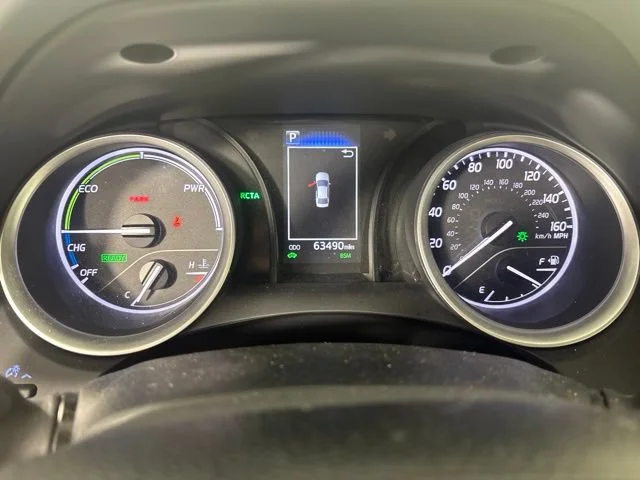 Used 2023  Toyota Hybrid LE image 4
