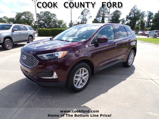 Used 2024 Burgundy Velvet Metallic Tinted Clearcoat Ford SEL image 14