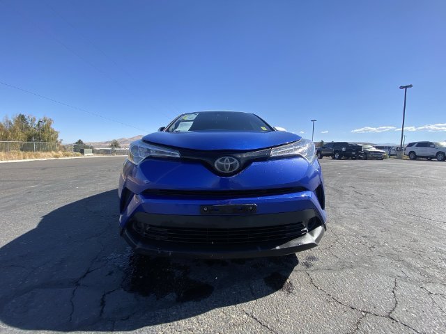 Used 2019 Blue Toyota XLE image 3