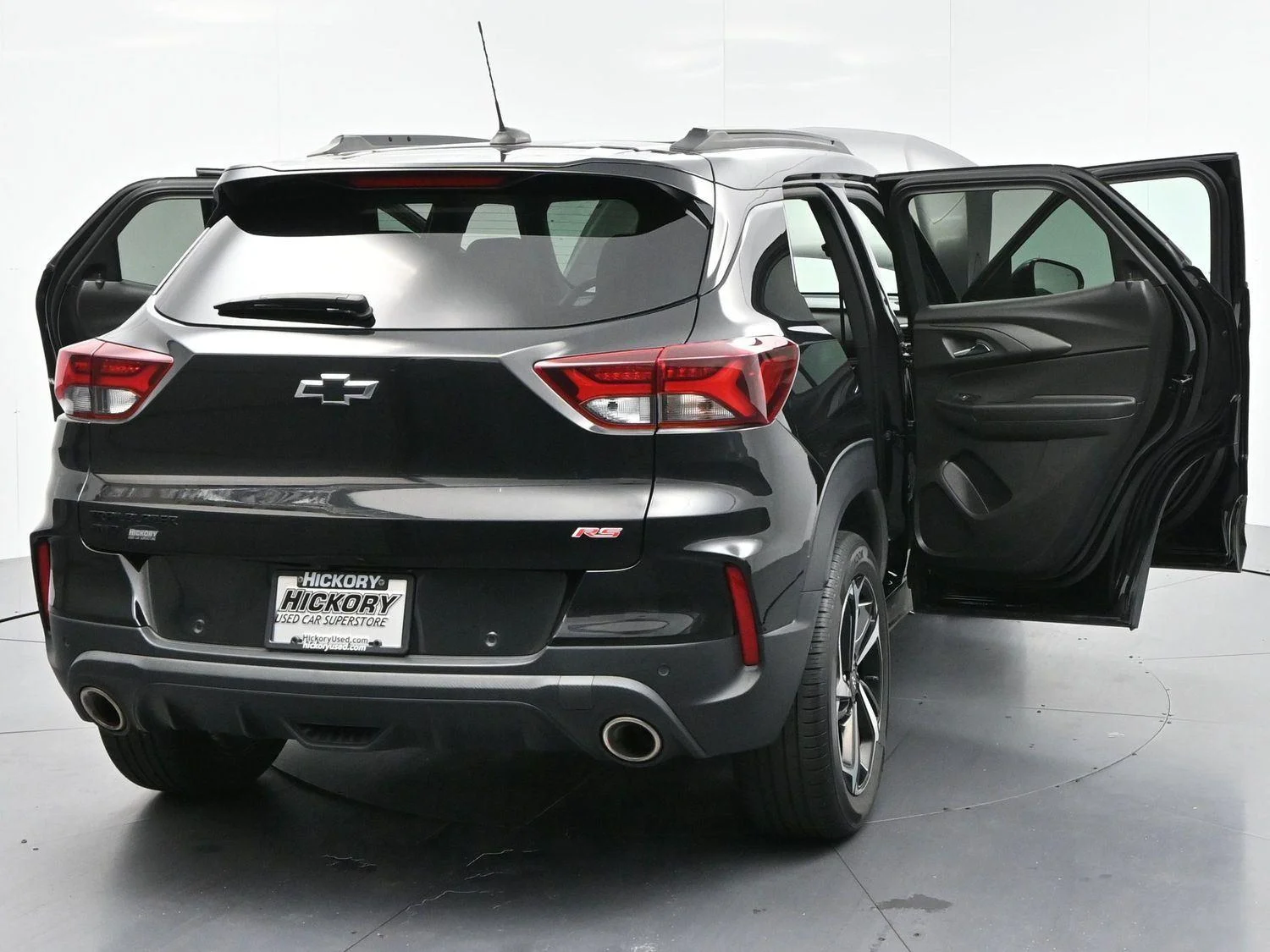 Used 2022 Mosaic Black Metallic Chevrolet RS image 41
