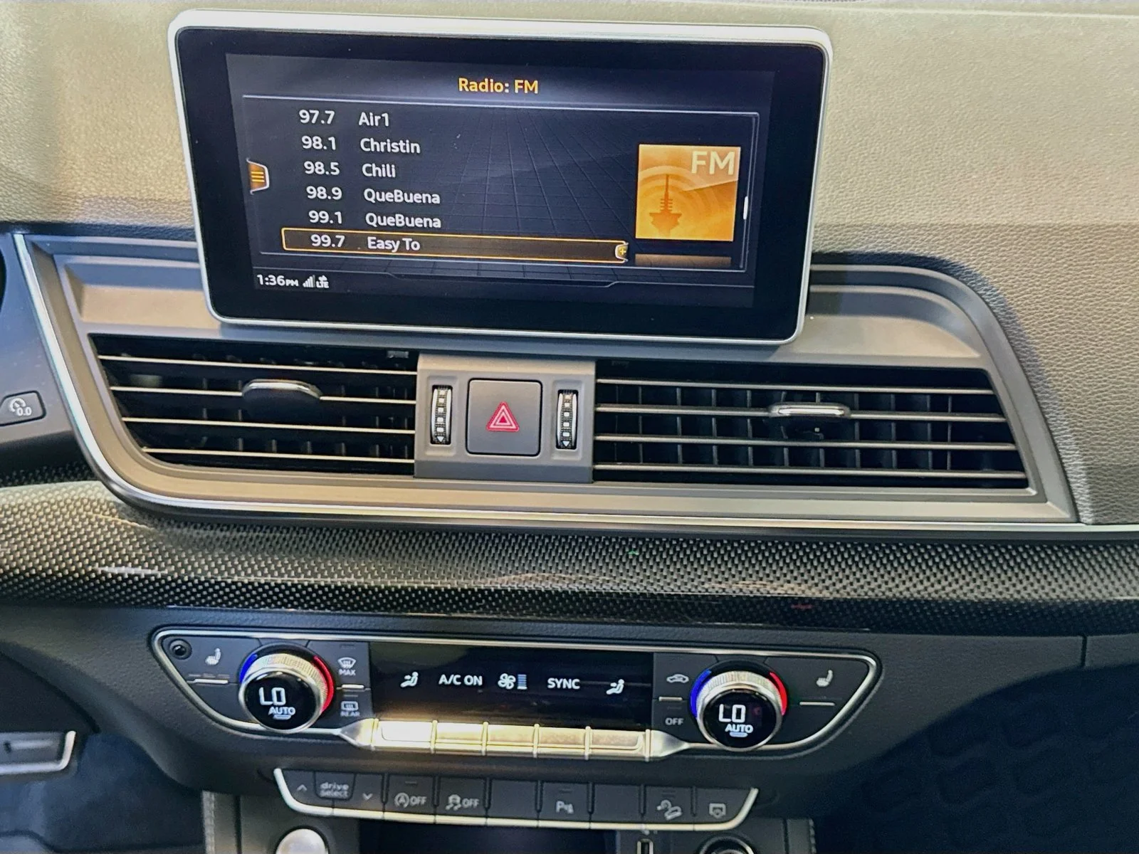 Used 2020 Florett Silver Metallic Audi Premium Plus image 15