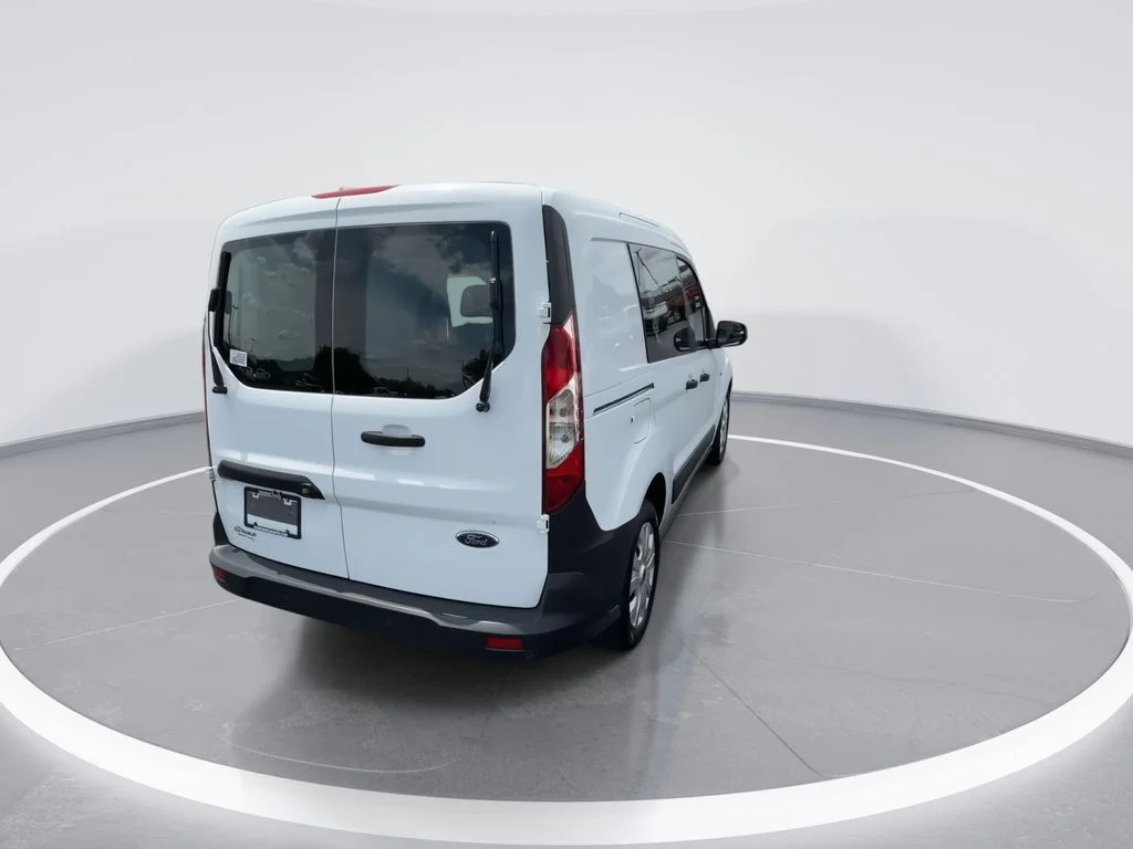 Used 2020 White Ford XL image 8