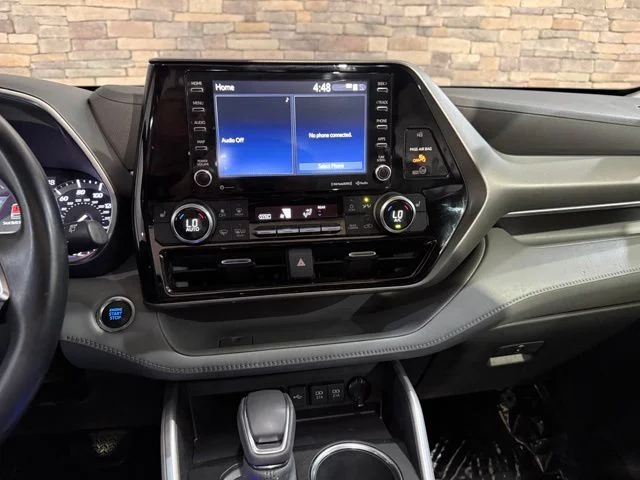 Used 2021 Celestial Silver Metallic Toyota XLE image 20