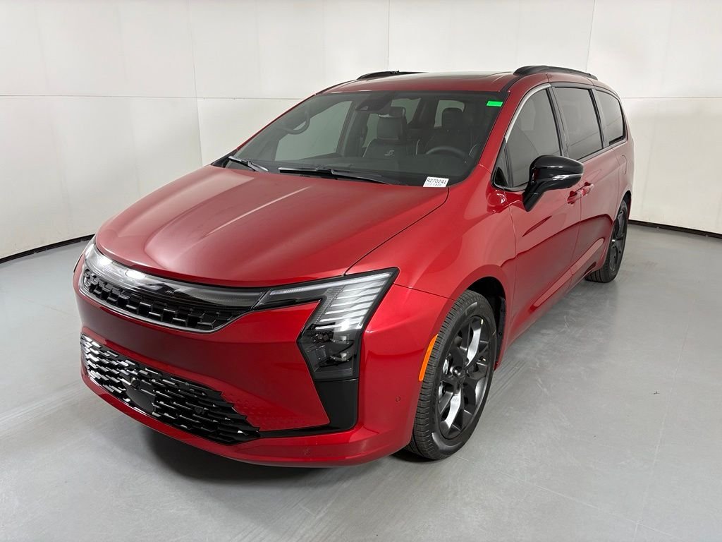 New 2027 Red Hot Pearl-Coat Paint Chrysler Limited image 4