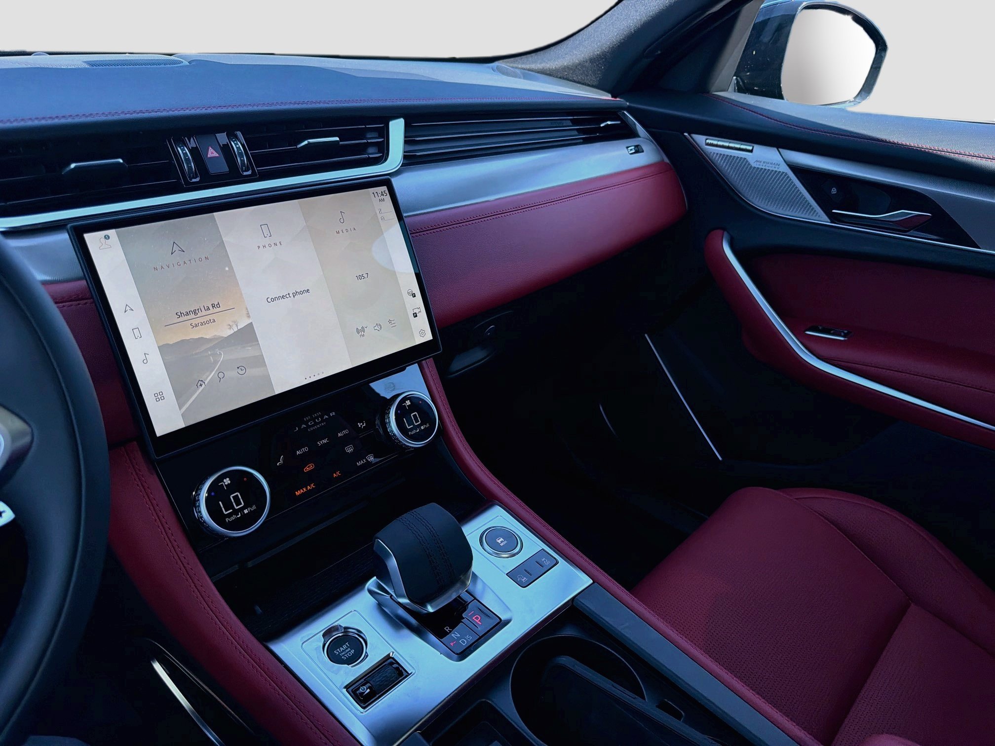2026 Jaguar F-Pace R-Dynamic S - Photo 26