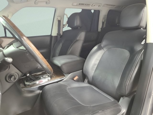 Used 2017 Graphite Shadow INFINITI Base image 21