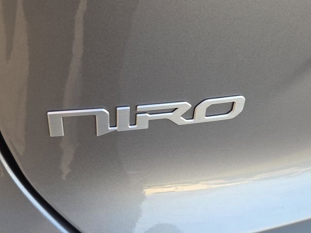 New 2025 Gray Kia Wind image 5