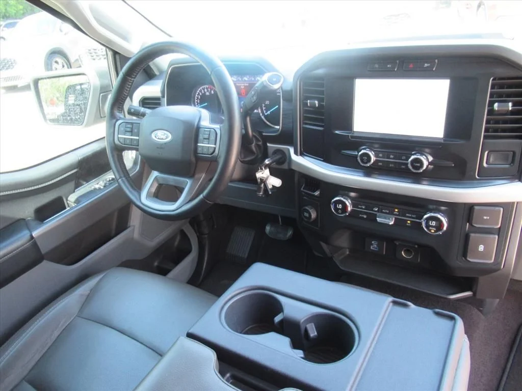 Used 2021 Gray Ford XLT image 12