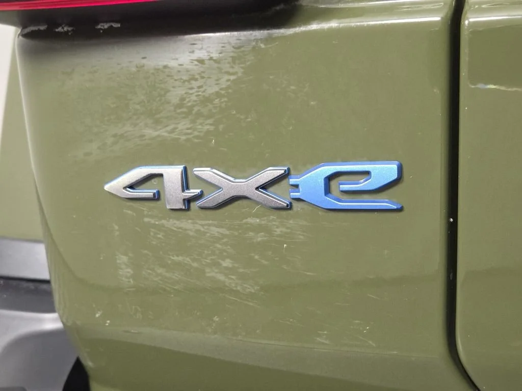 Used 2024 Sarge Green Clearcoat Jeep Rubicon X image 34