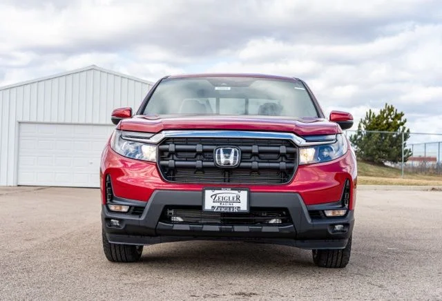 New 2026 Red Honda RTL image 2