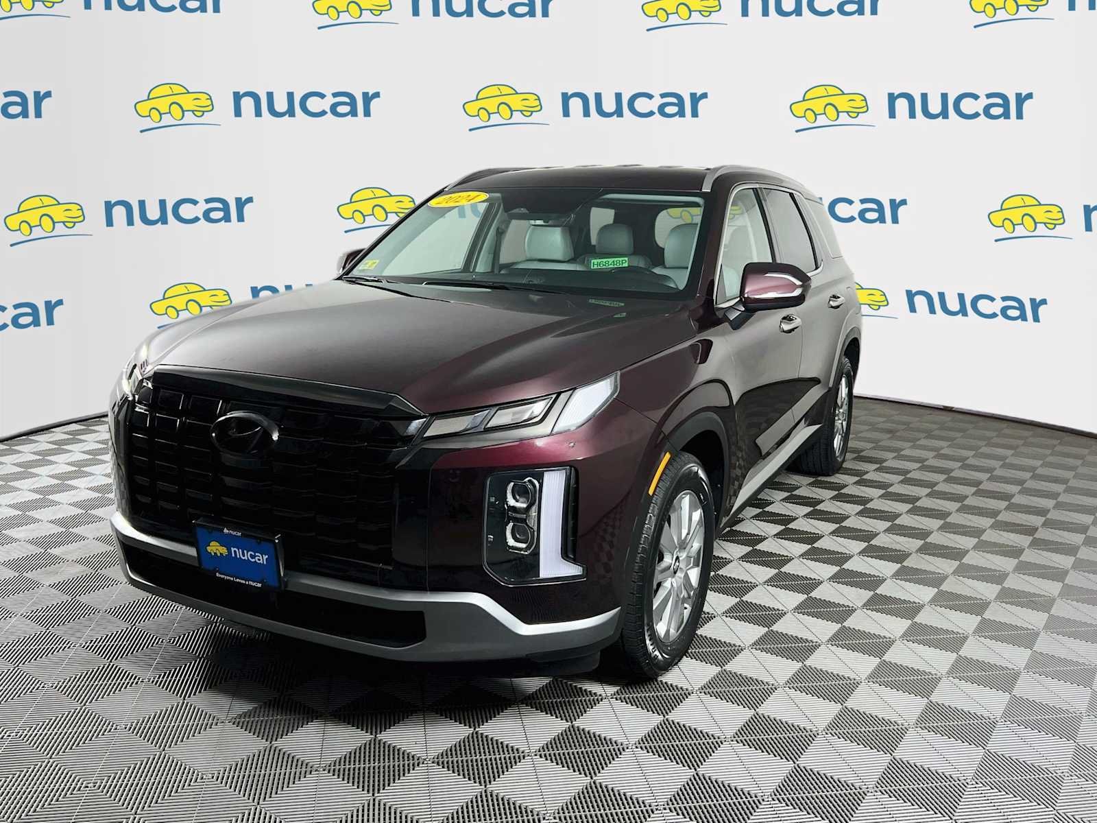 Certified Used 2024 Sierra Burgundy Hyundai SEL 7P image 3