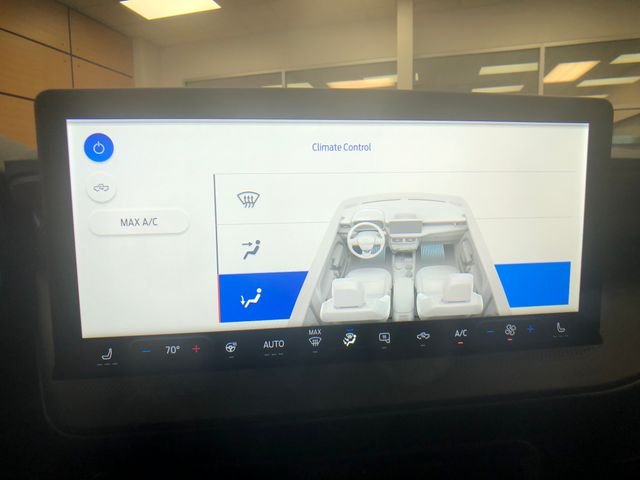 New 2026 Carbonized Gray Metallic Ford XLT image 16