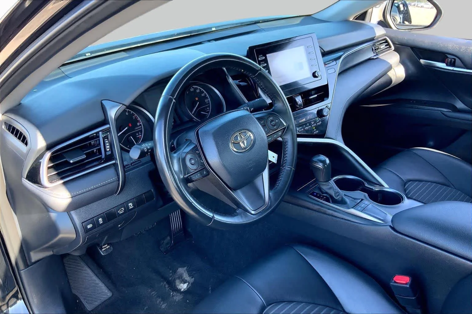 Used 2024 Midnight Black Metallic Toyota SE image 17