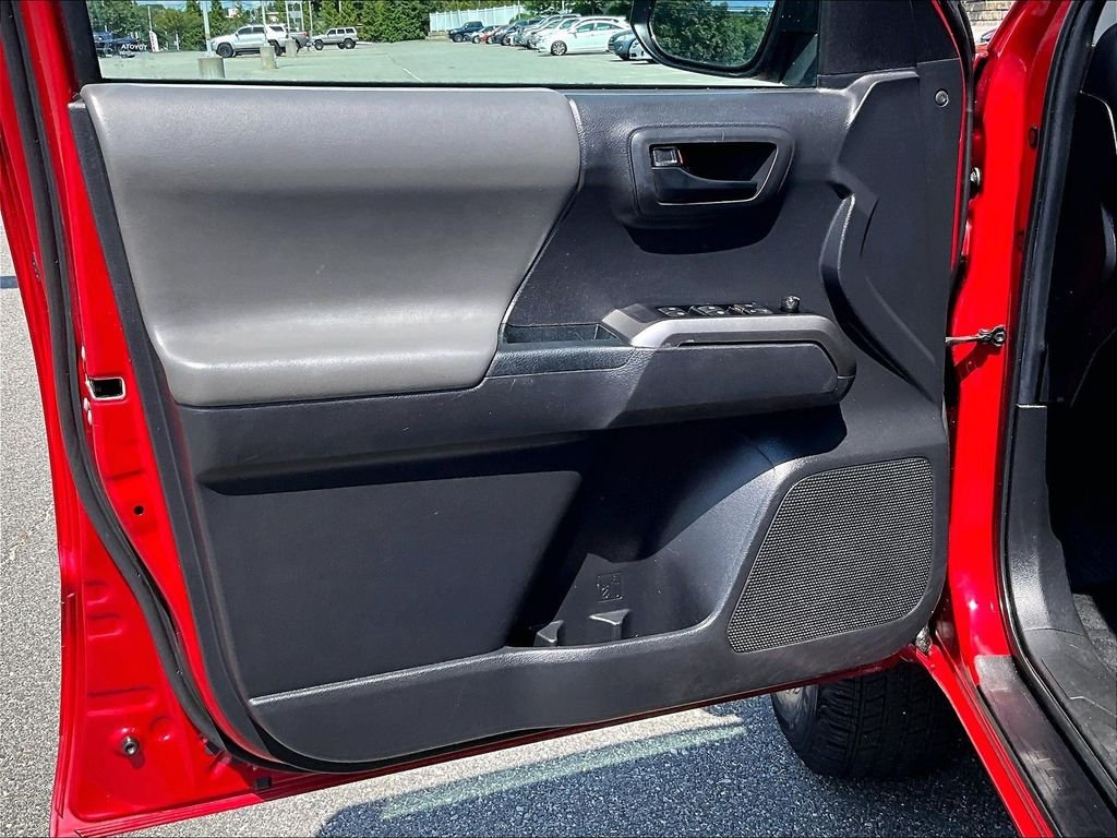 Used 2023 Red Toyota SR5 image 9