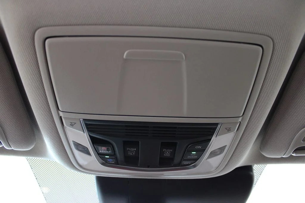 New 2026 Platinum White Pearl Acura Advance Package image 33