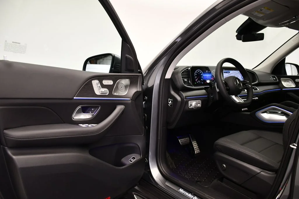 2026 Mercedes-Benz GLS Base - Photo 39