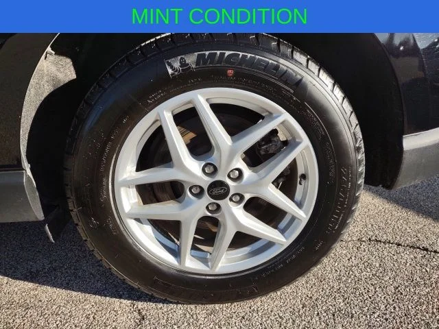 Used 2024 Black Metallic Ford SEL image 27