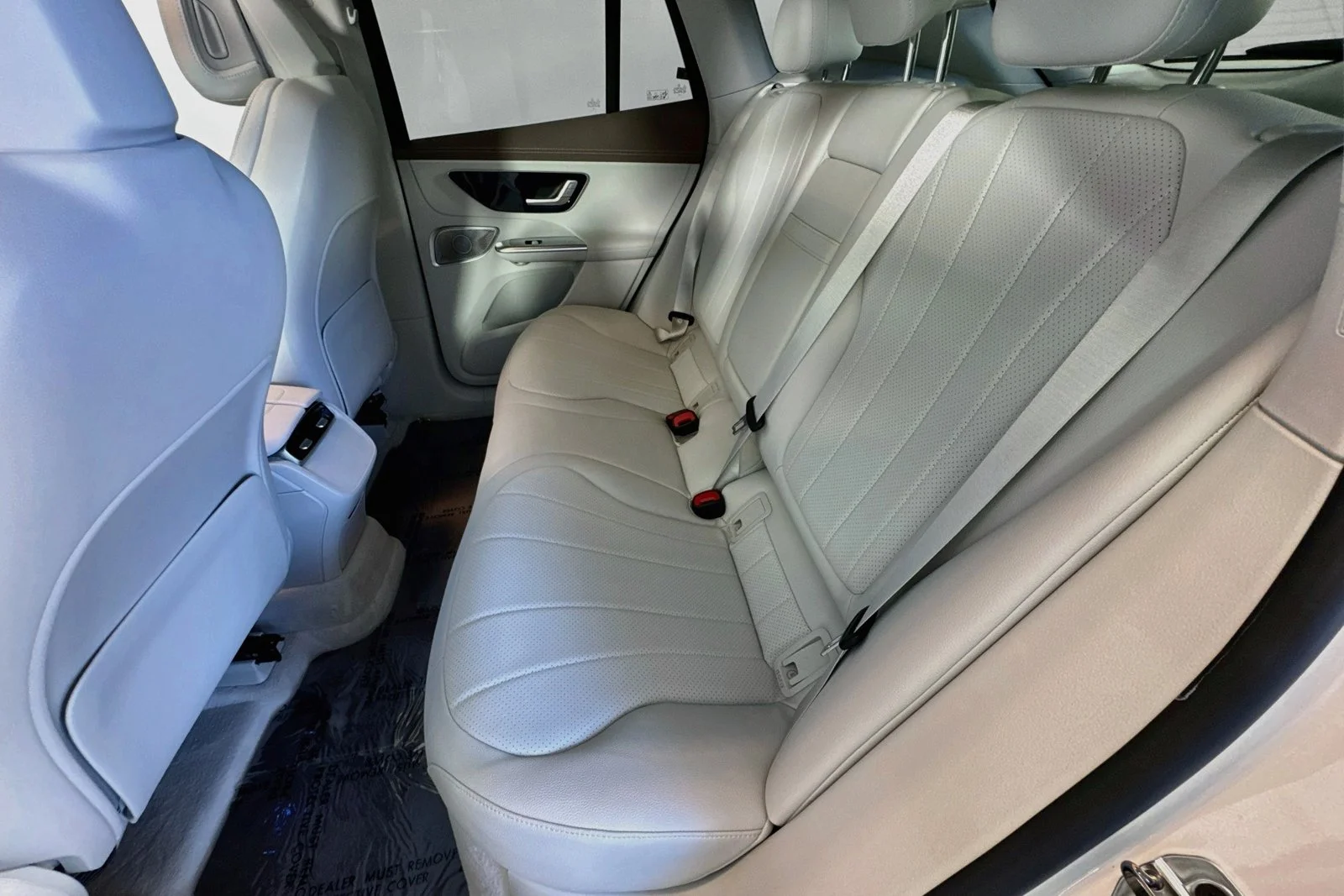 Used 2023 Polar White Mercedes-Benz EQE 350 image 23
