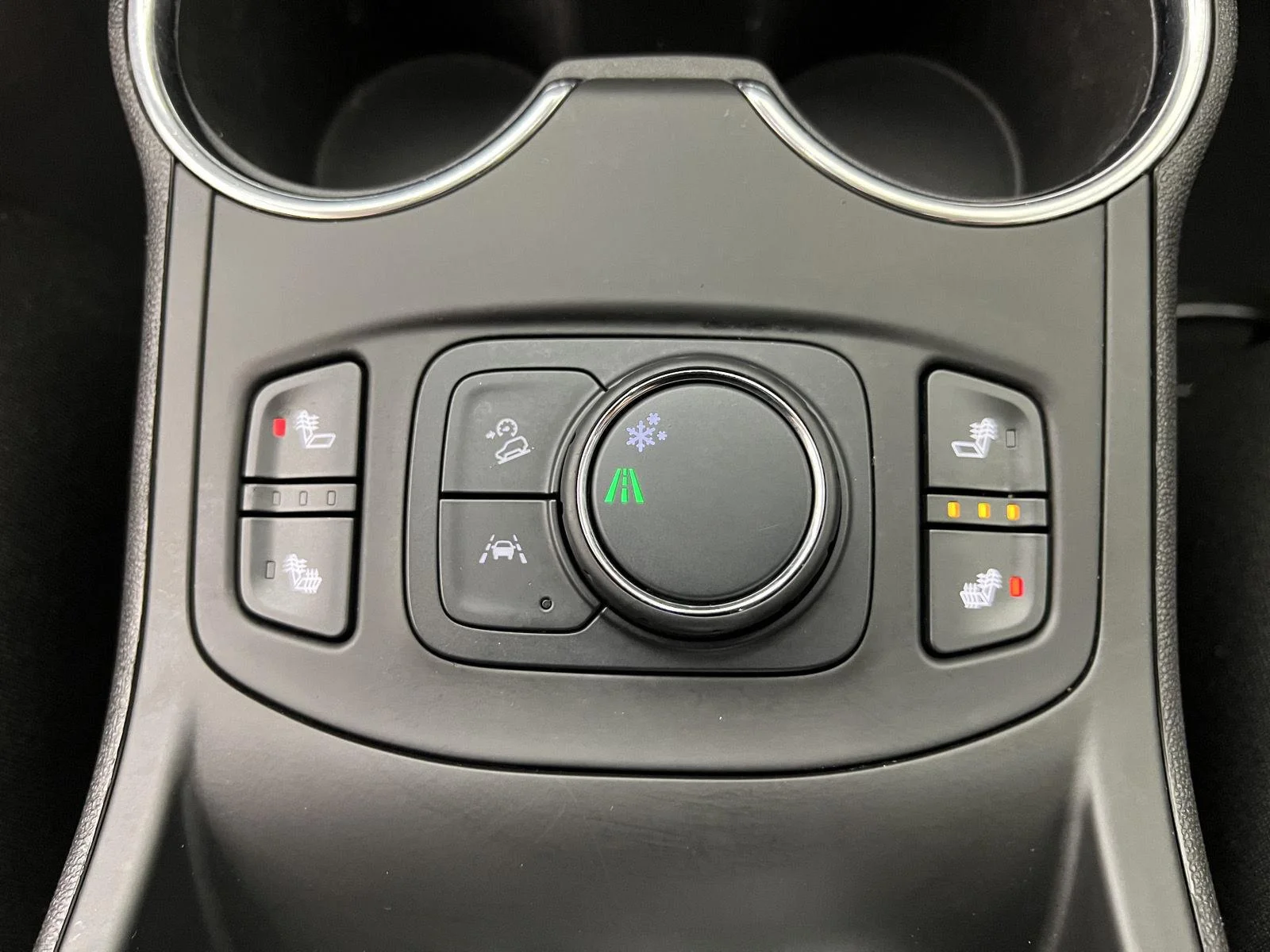 Used 2023 MARINE METALLIC GMC SLE image 17