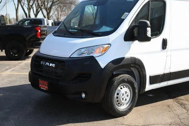 New 2026 Bright White Clear-Coat Exterior Paint RAM Tradesman image 24