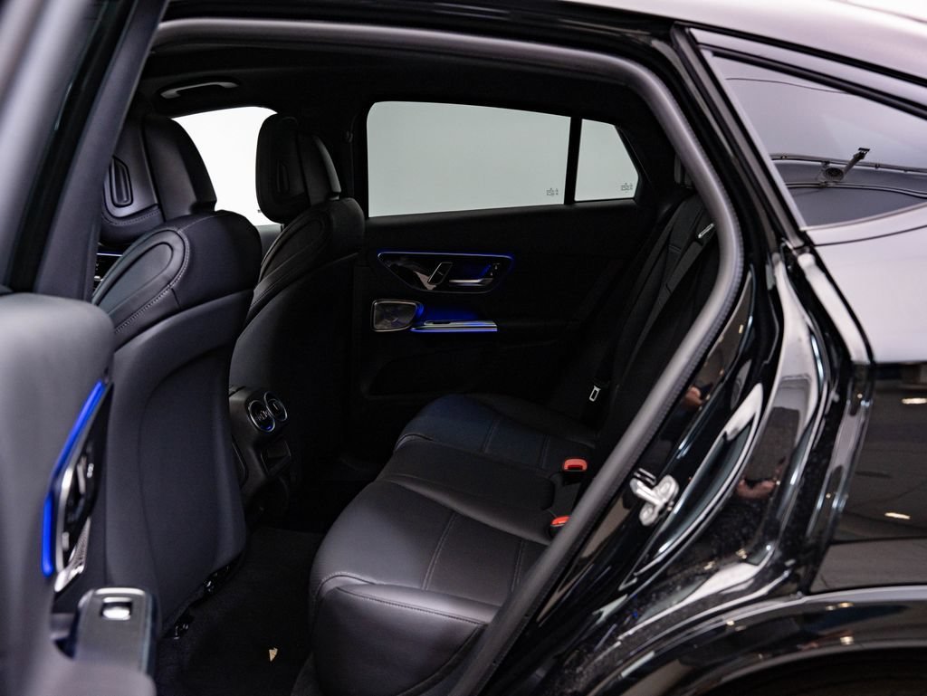 New 2027 Black Mercedes-Benz GLC 300 Coupe image 42