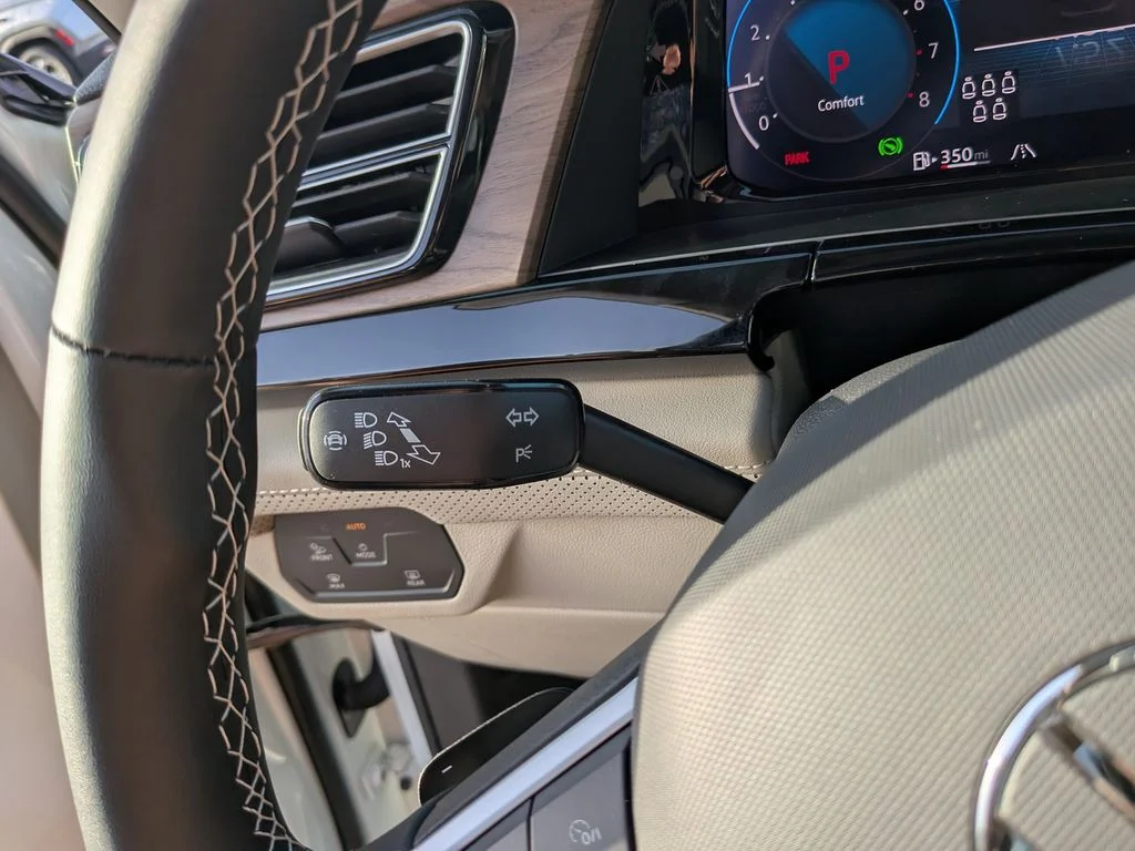 New 2026 White Volkswagen 2.0T SE image 27