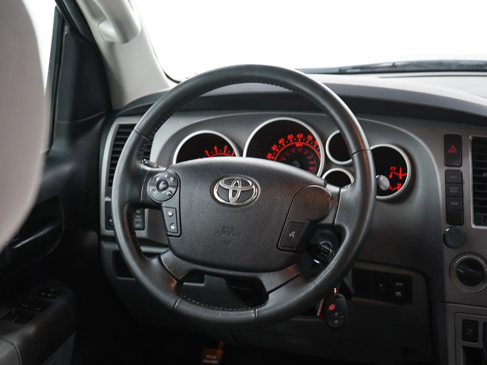 Used 2010 Silver Sky Metallic Toyota SR5 image 16
