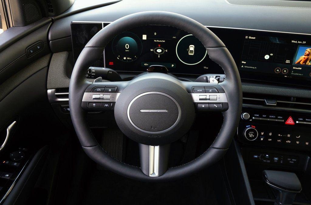 New 2025 Phantom Black Hyundai Limited image 17