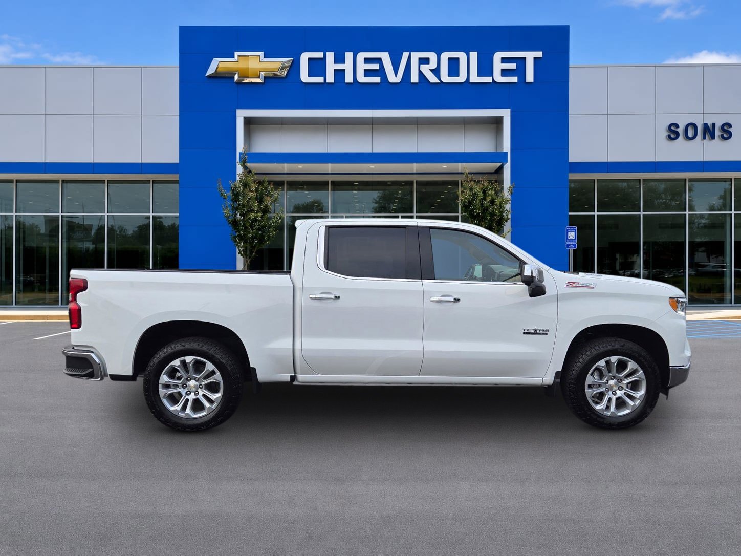 2026 Chevrolet Silverado 1500 LTZ - Photo 5
