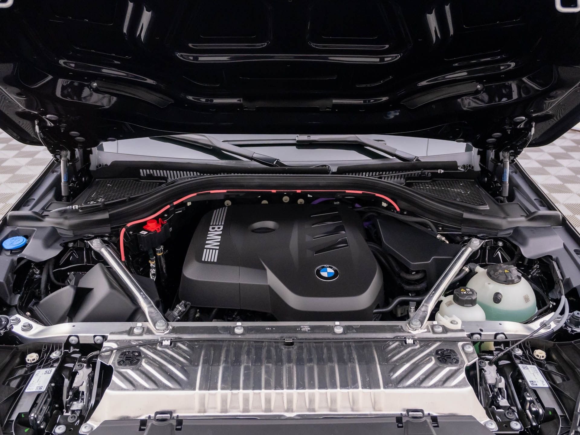 New 2026 Black Sapphire Metallic BMW 30 xDrive image 30