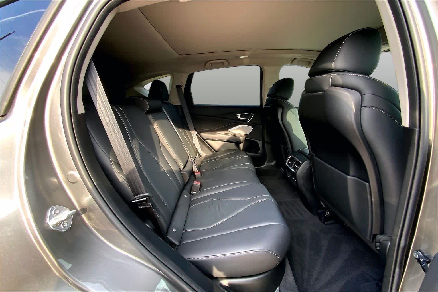Used 2023 Liquid Carbon Metallic Acura w/Technology Package image 19