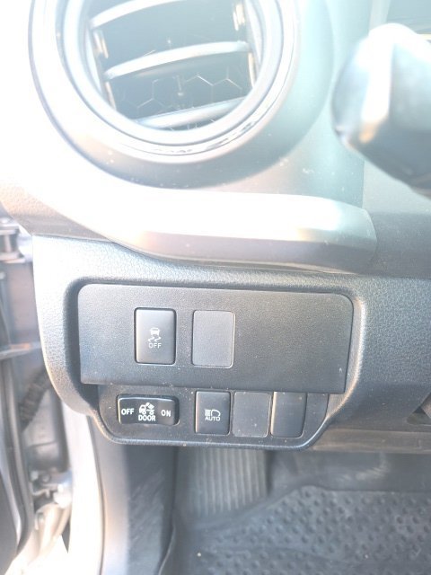 Used 2020 Silver Sky Metallic Toyota SR5 image 10
