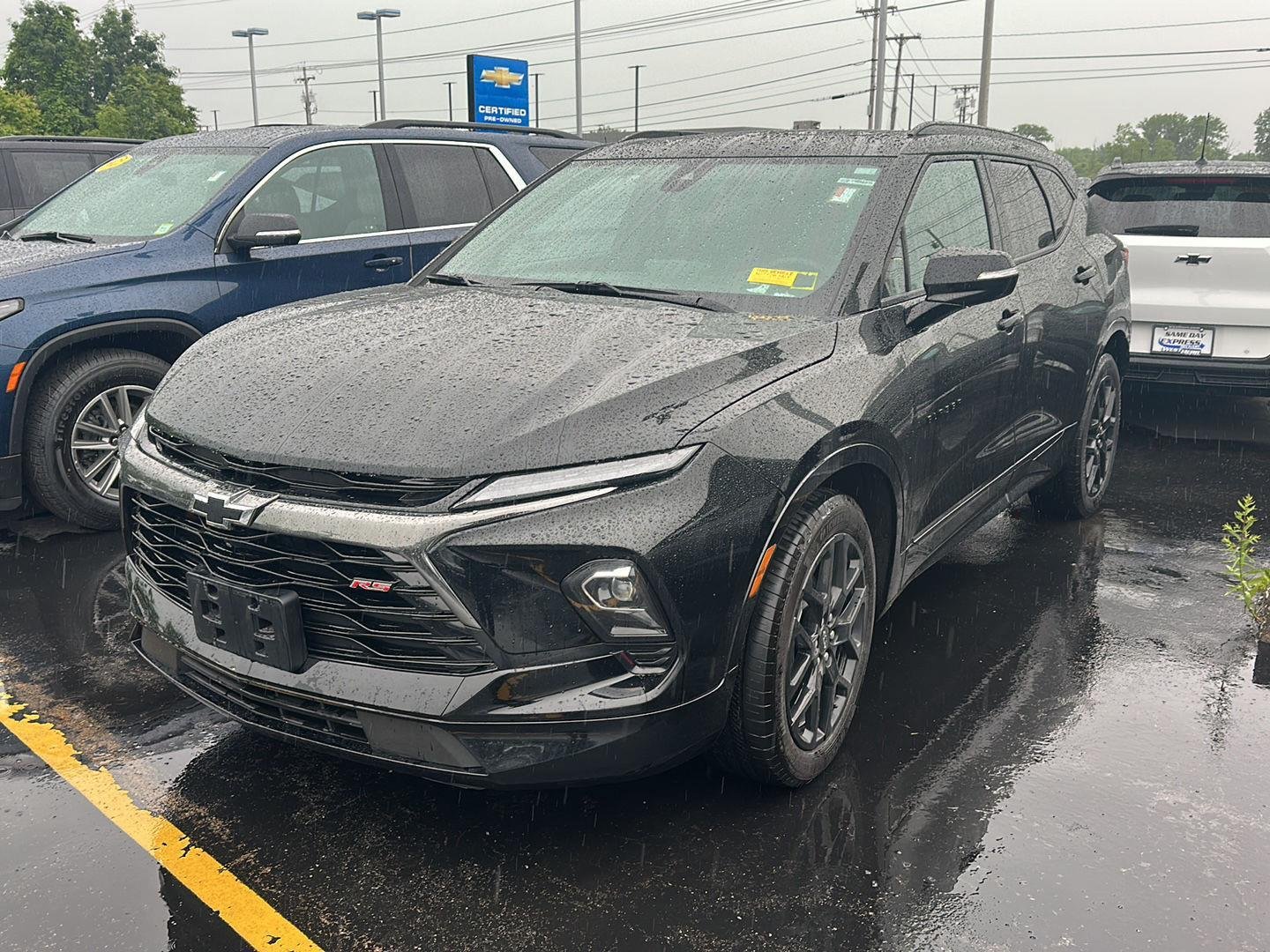 Used 2025 Black Chevrolet RS image 5