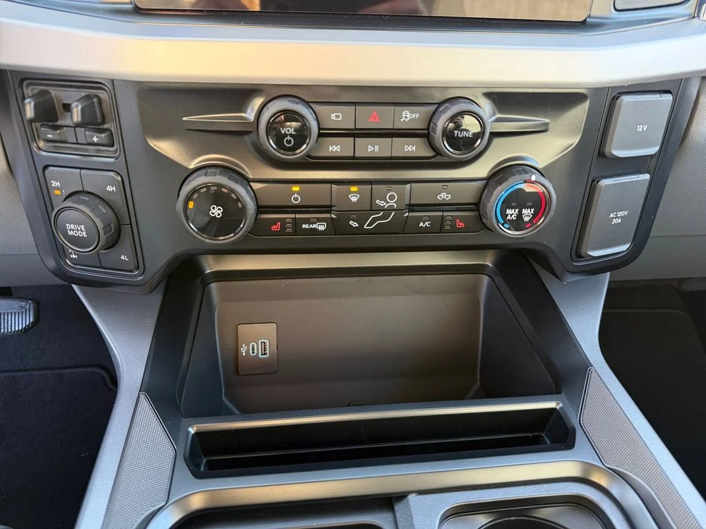 2026 Ford F-350 Super Duty XLT - Photo 22