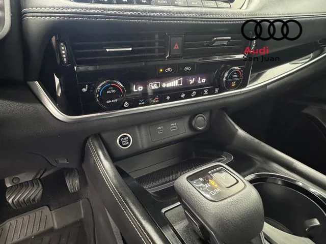 Used 2022 Gray Nissan SL image 34