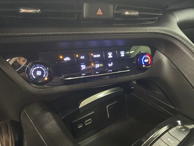 Used 2022 Ebony Twilight Metallic Buick Preferred image 25