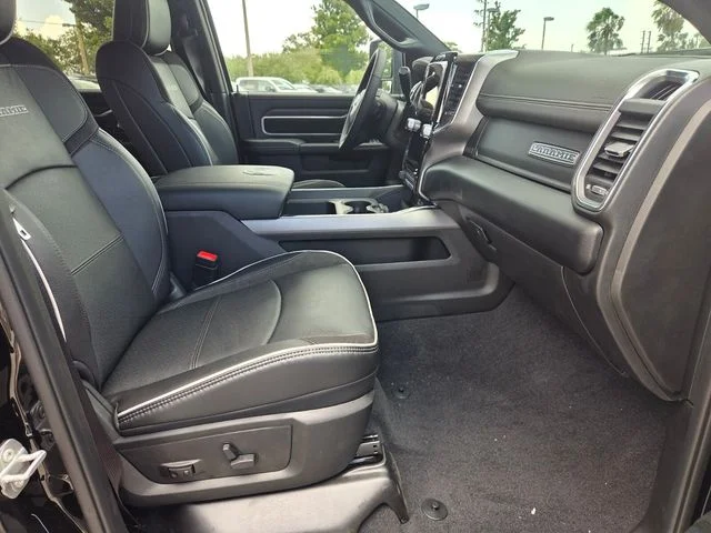 New 2026 Diamond Black Crystal Pearl-Coat Exterior Paint RAM Laramie image 14