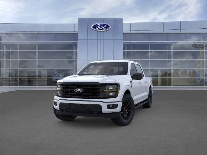 New 2026 Oxford White Ford XLT image 2