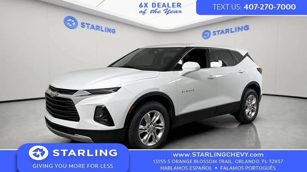 Used 2022 Summit White Chevrolet 2LT image 1