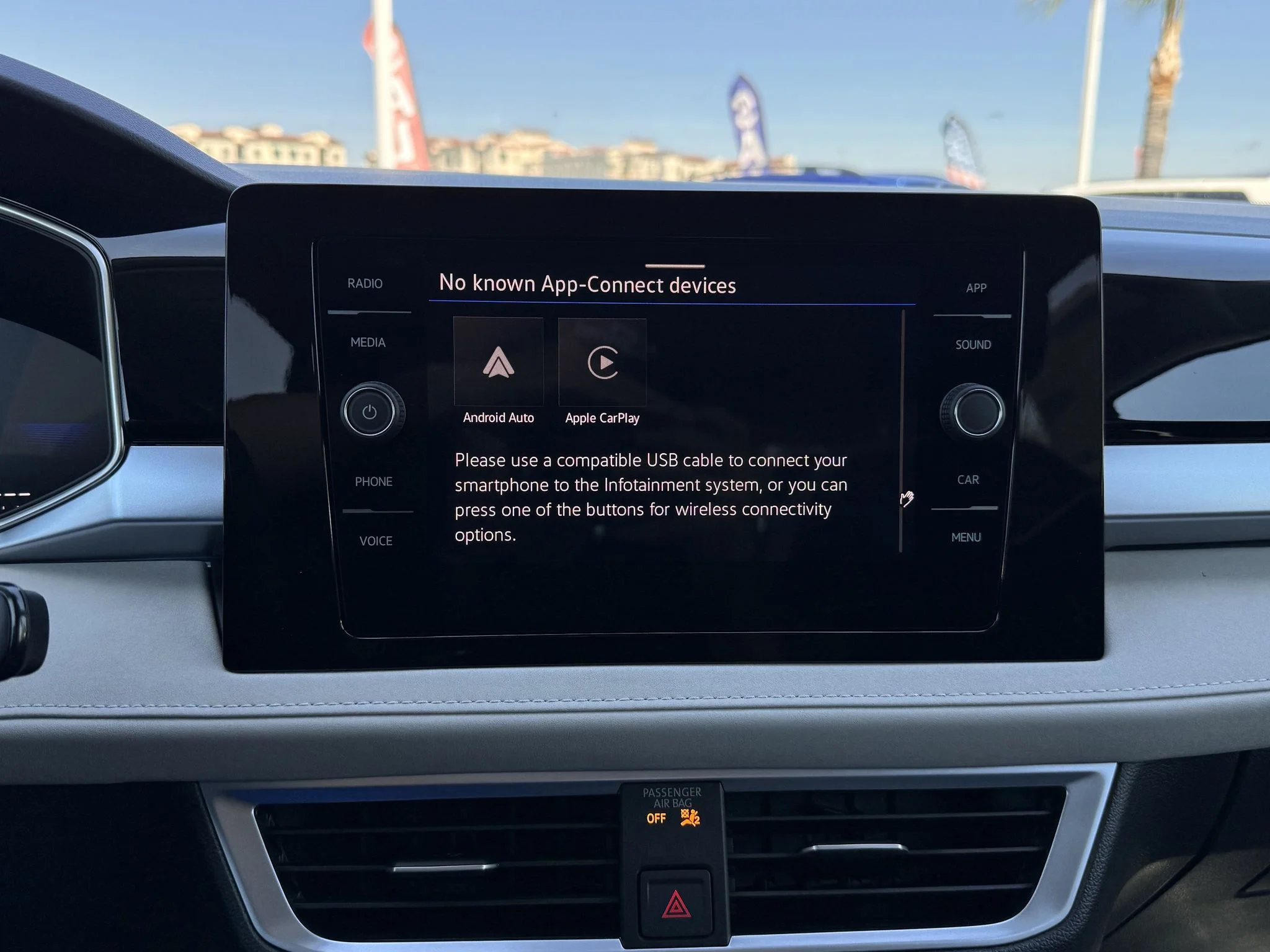 New 2026 Monterey Blue Pearl Volkswagen SE image 23
